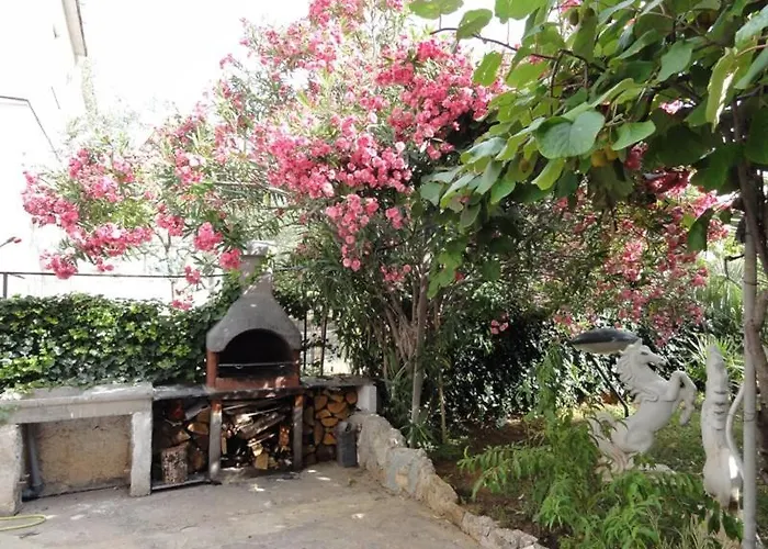 Croatia Borik Garten For Family Eg 1 Apartman